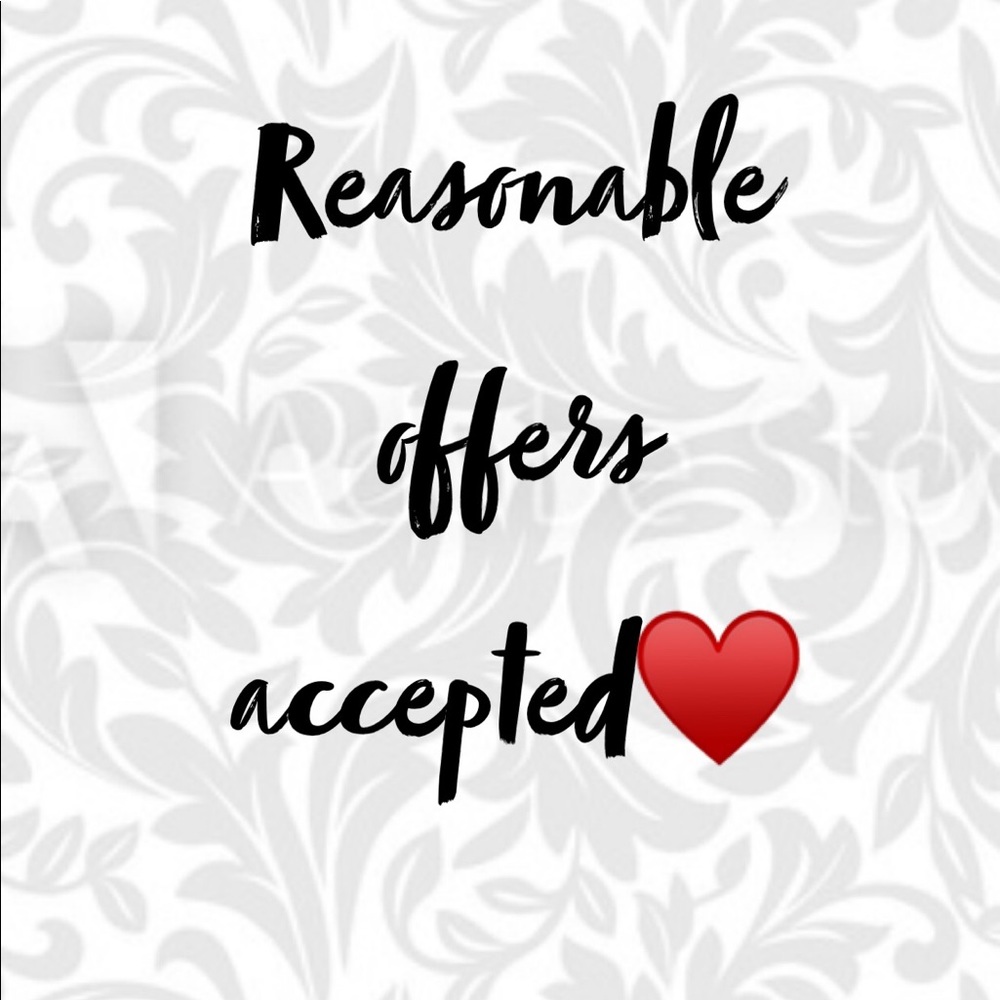 ♥️ Everything’s gotta go 👍 make an offer🌹